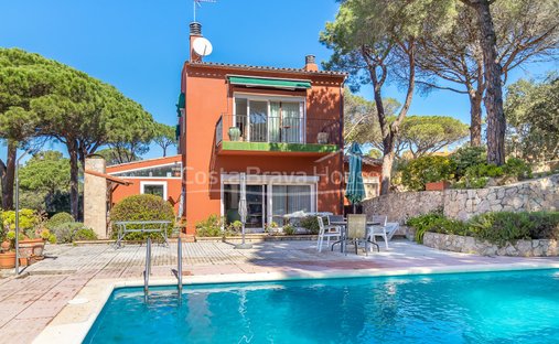 Villa en Calella de Palafrugell, Palafrugell, Cataluña 1