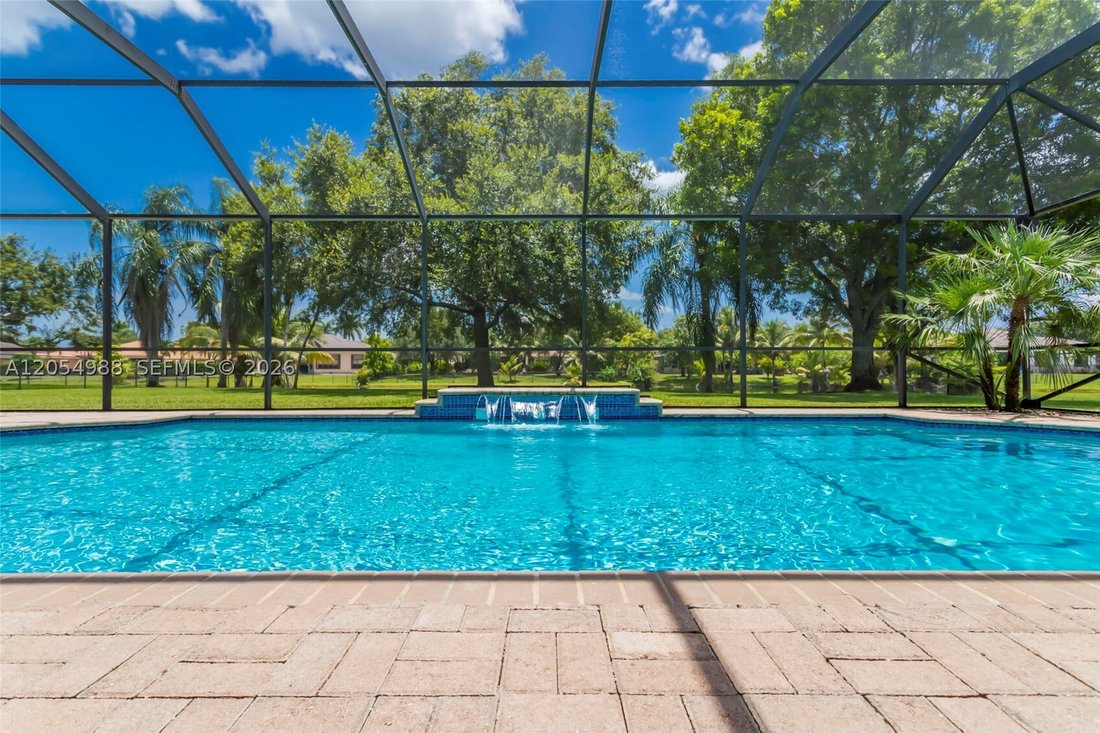 House in Davie, Florida, United States 3 - 18459408
