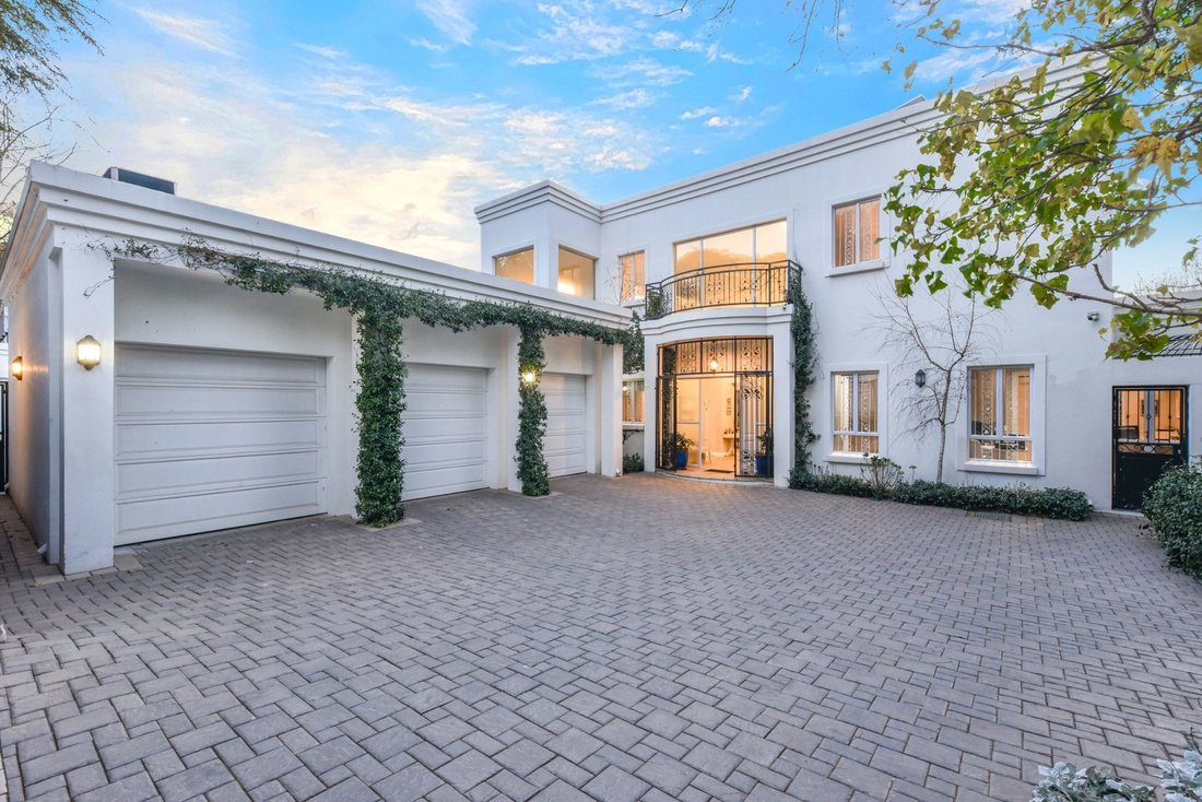 Country House in Bryanston, Gauteng, South Africa 1 - 18458432