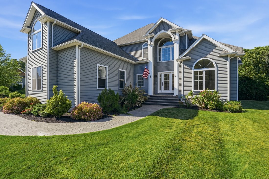 House in Swansea, Massachusetts, United States 2 - 18154071