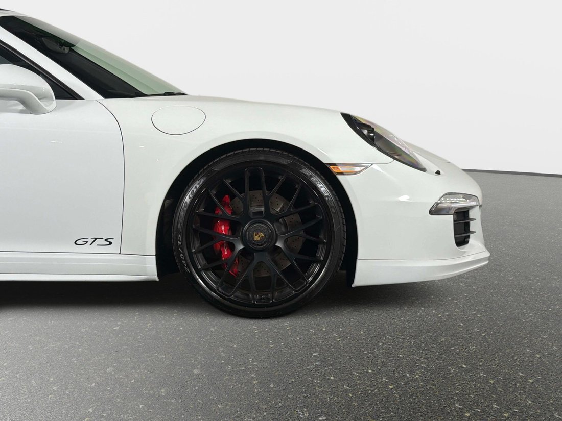 Cabriolet in Pompano Beach, FL, United States 4 - 18448290