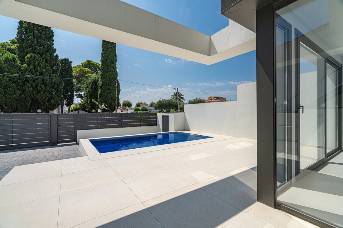 House in Empuriabrava, Catalonia, Spain 2 - 18472391