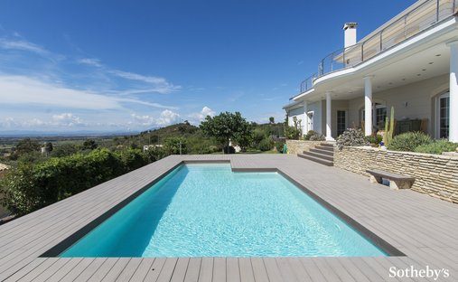 House in Pau, Catalonia, Spain 1