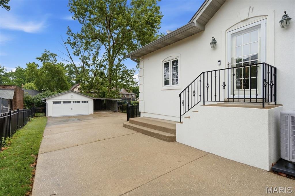 House in University City, Missouri, United States 4 - 18469203