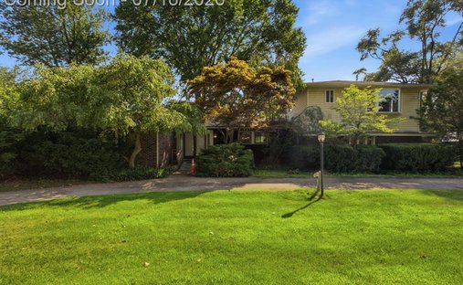House in Orchard Lake Village, Michigan, United States 1