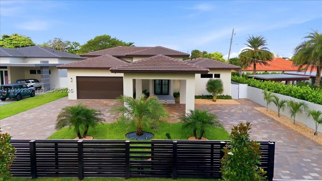 House in Miami, Florida, United States 3 - 18459386