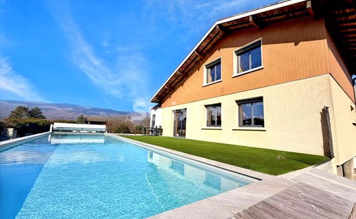 House in Clarafond-Arcine, Auvergne-Rhône-Alpes, France 1