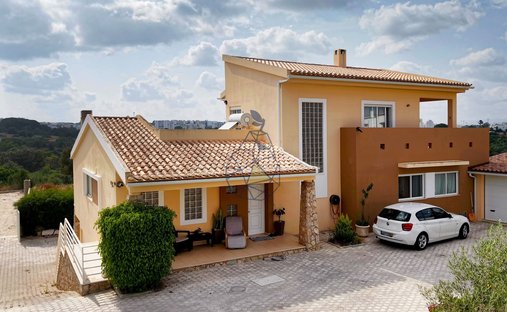 Villa in Portimao, Algarve, Portugal 1
