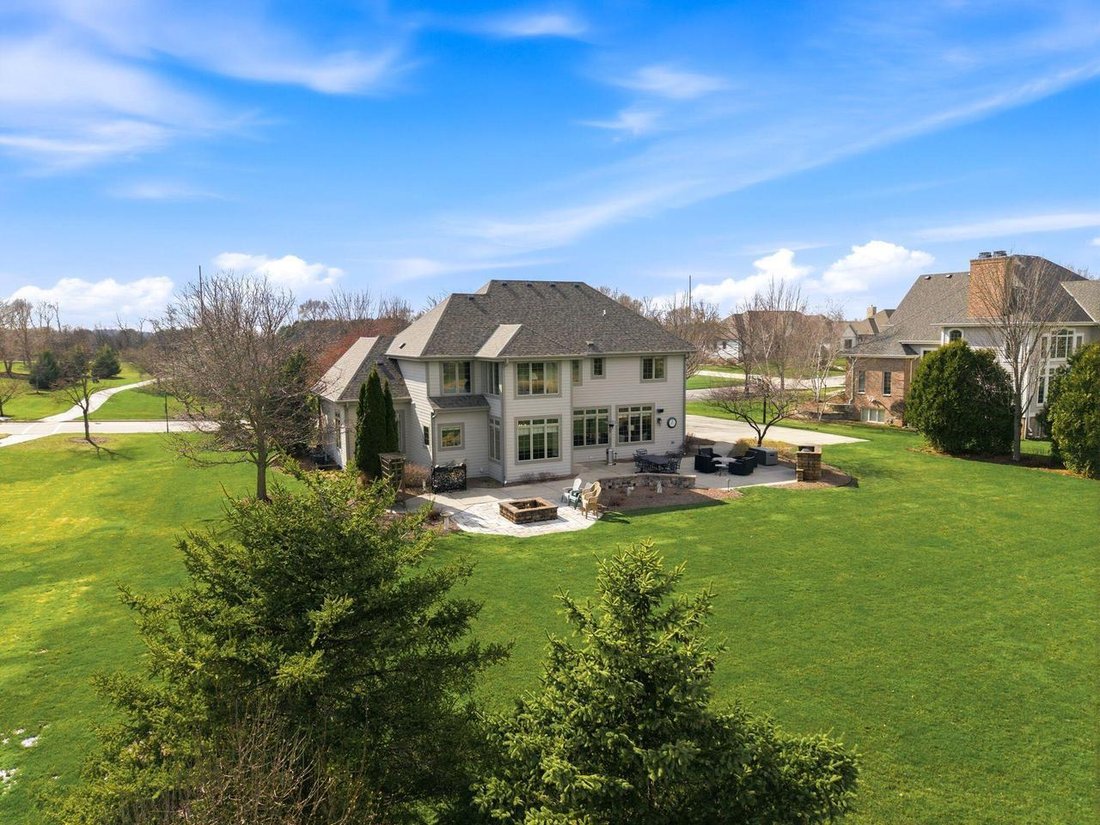 House in Hartland, Wisconsin, United States 3 - 18455488