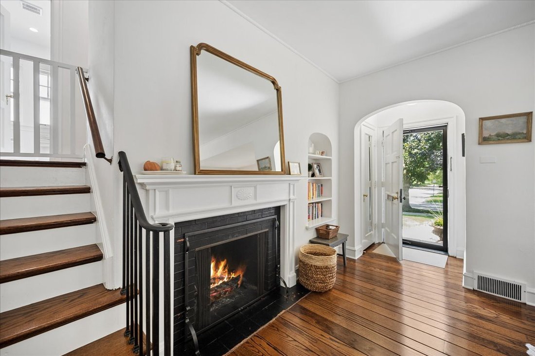 House in Kenilworth, Illinois, United States 3 - 18470396