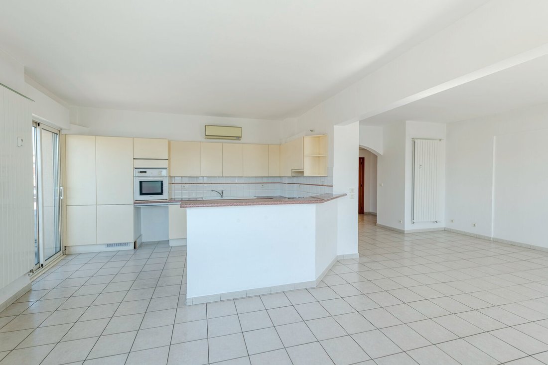Apartment in Iscles, Saint-Raphaël, France 4 - 18457766