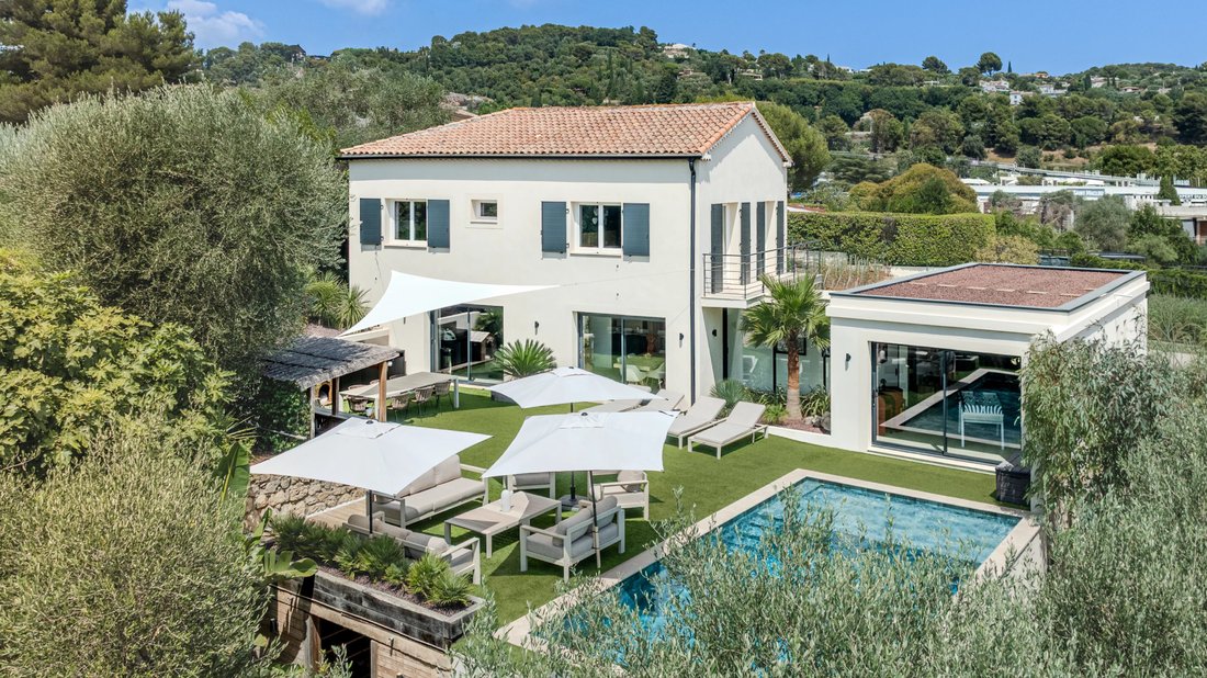 Villa in Colombier, Le Cannet, France 1 - 18457424