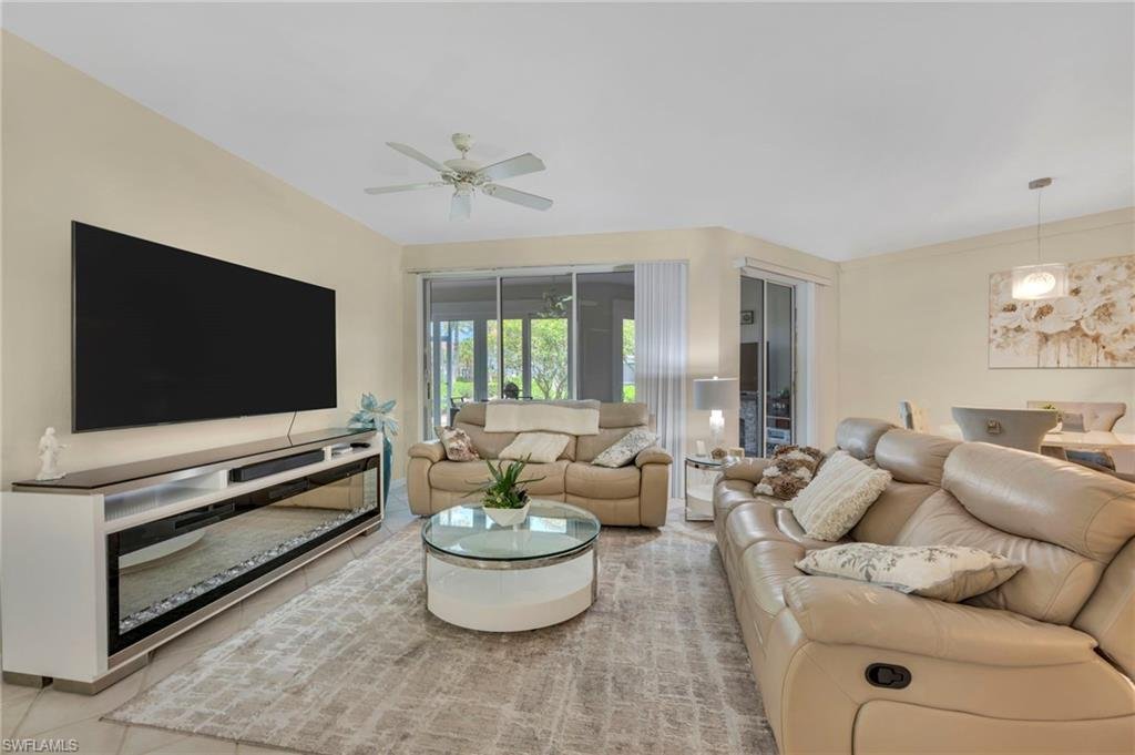 Condo in Naples, Florida, United States 5 - 18466908