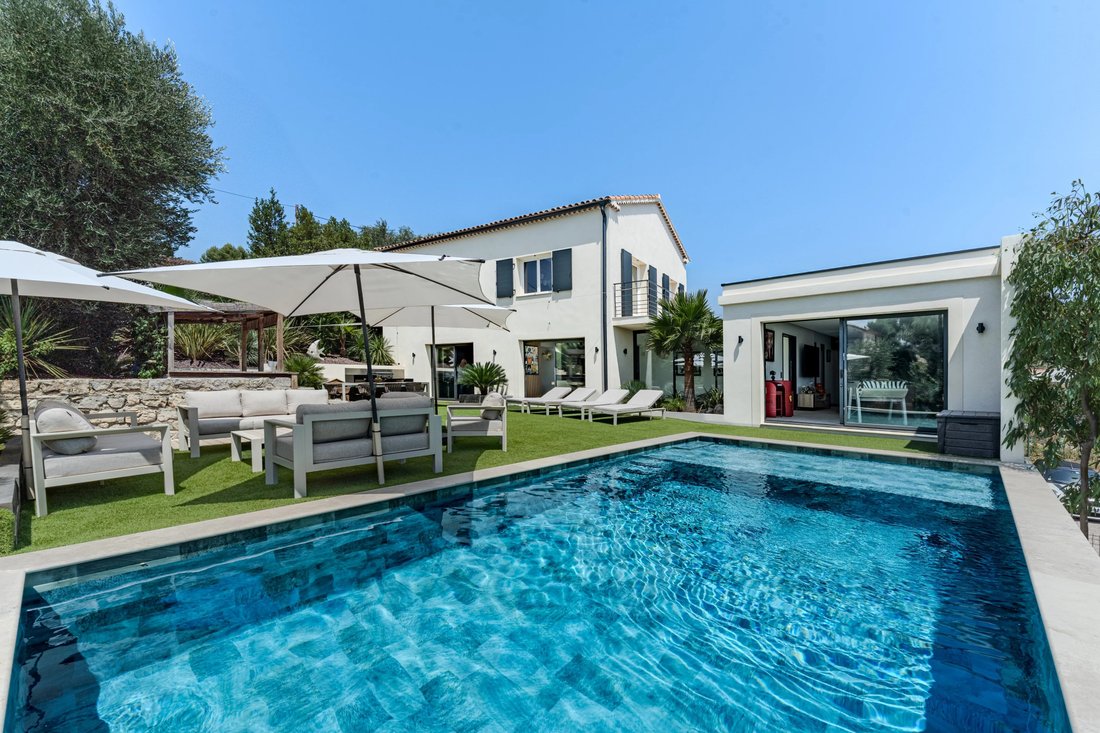 Villa in Colombier, Le Cannet, France 5 - 18457424