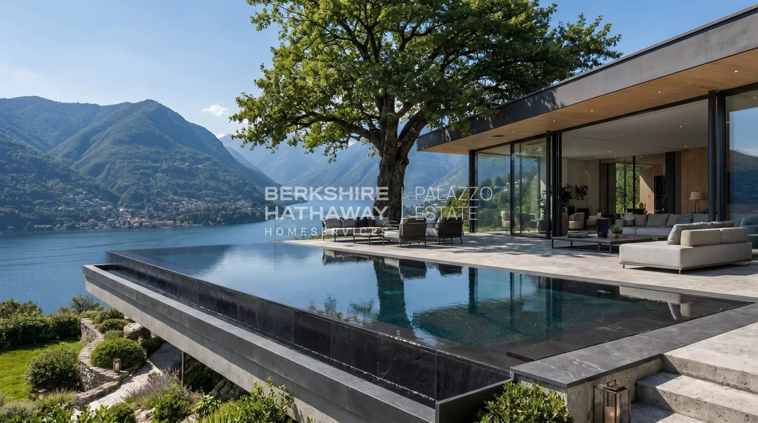 Villa in Cernobbio, Lombardy, Italy 2 - 18457709