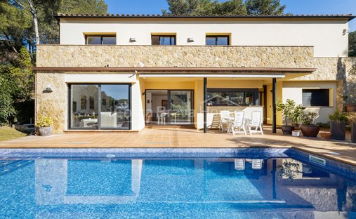 Villa in Tamariu, Palafrugell, Spain 1