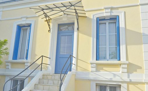 House in Nord Est Vallieres, Saint-Georges-de-Didonne, France 1