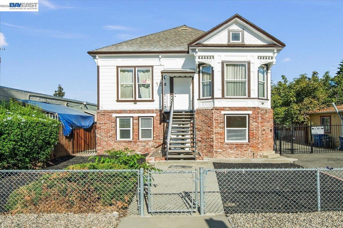 Hayward, California, United States 3 - 18455961