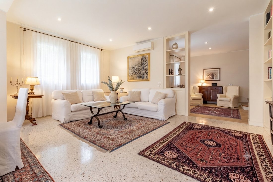 Villa in Montebelluna, Veneto, Italy 5 - 15632415