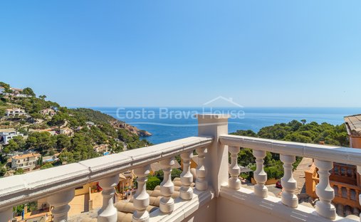 Townhouse in Begur, Catalonia, Spain 1