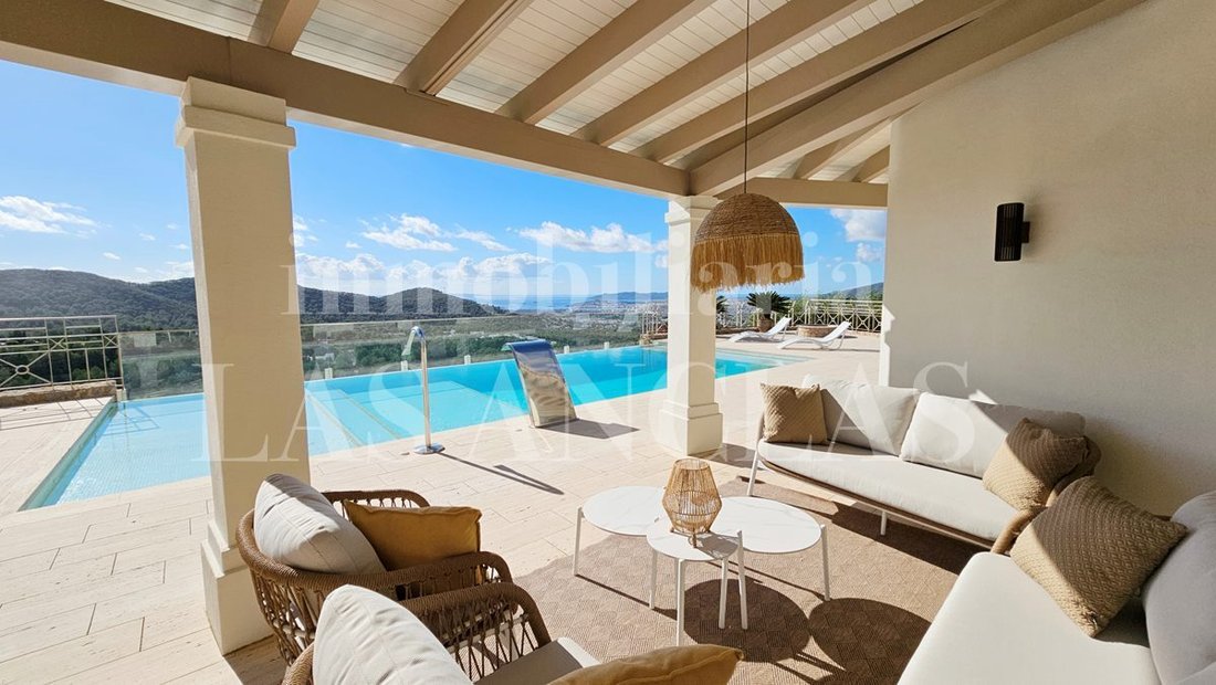 Villa in Jesus, Santa Eularia des Riu, Balearic Islands 3 - 18456025