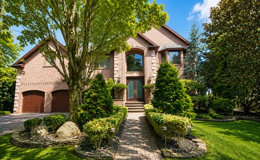 House in New York, New York, United States 1