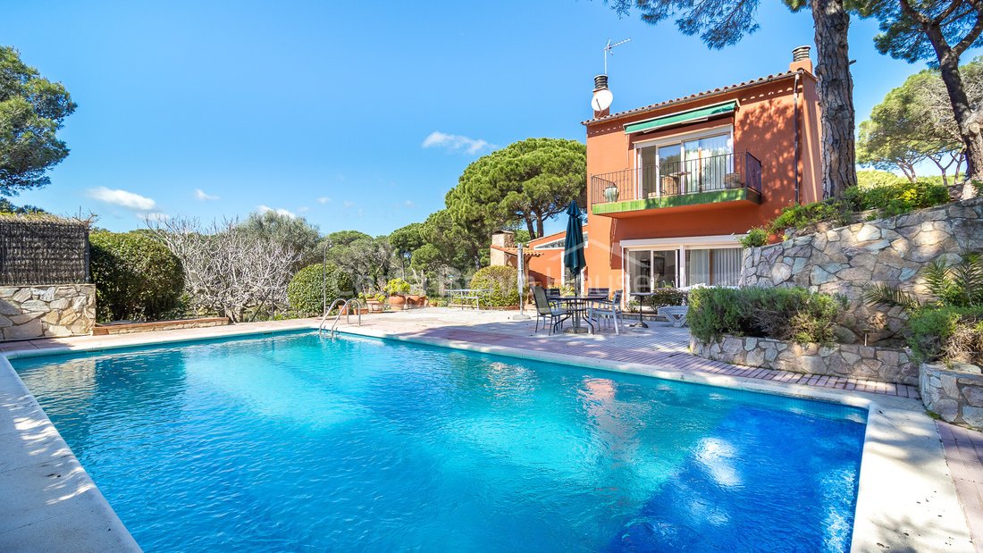 Villa in Calella de Palafrugell, Palafrugell, Catalonia 2 - 18457293