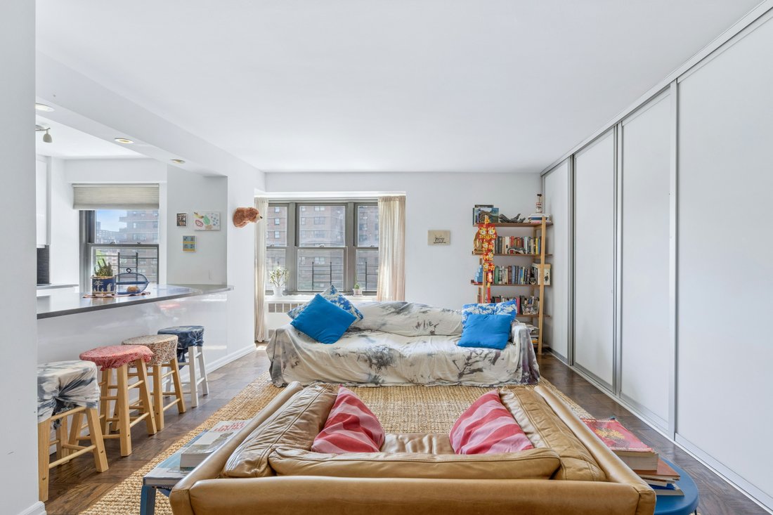 Co Op in New York, New York, United States 2 - 18450592