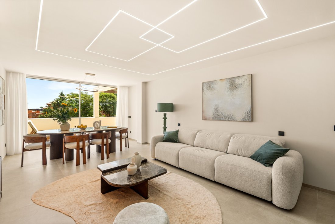 Villa in La Quinta, Benahavis, Andalusia 4 - 18469061