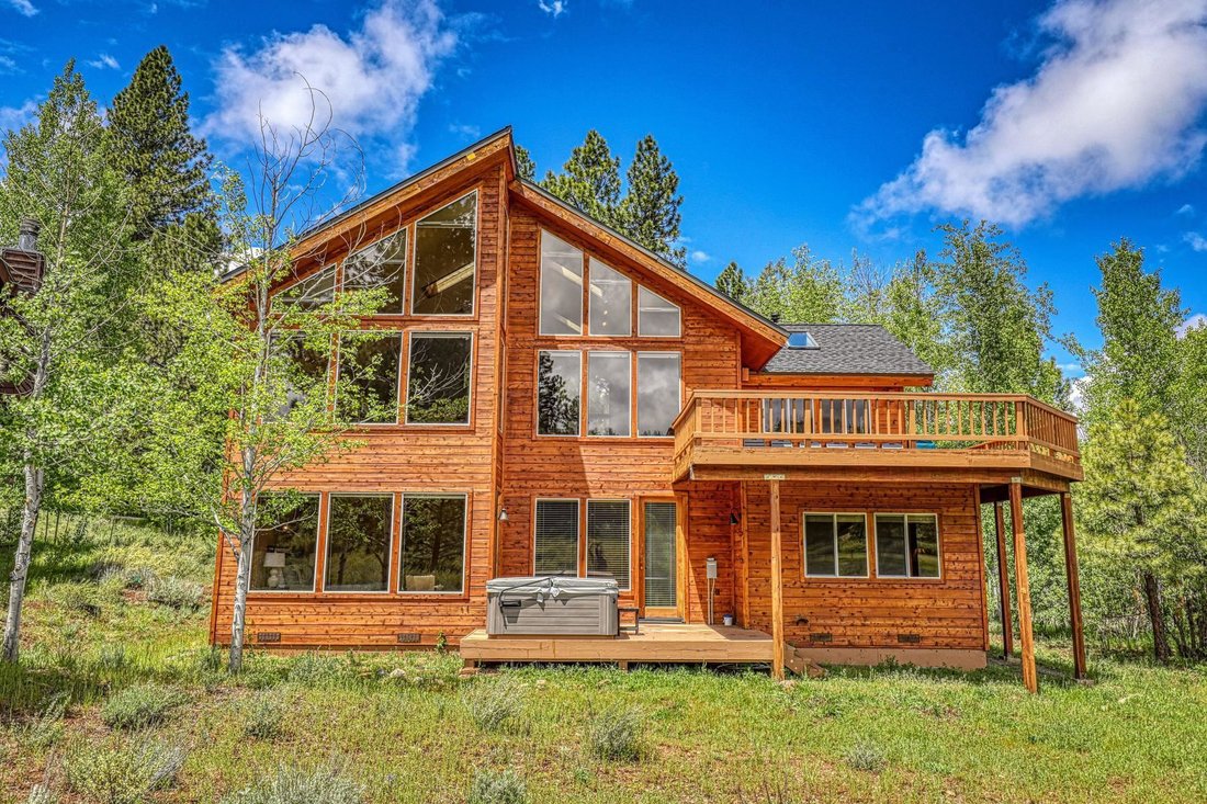 House in Truckee, California, United States 1 - 18171811