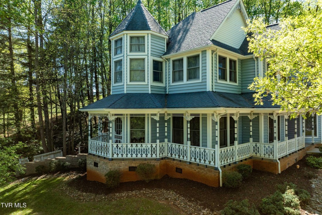 House in Elizabethton, Tennessee, United States 3 - 18458274