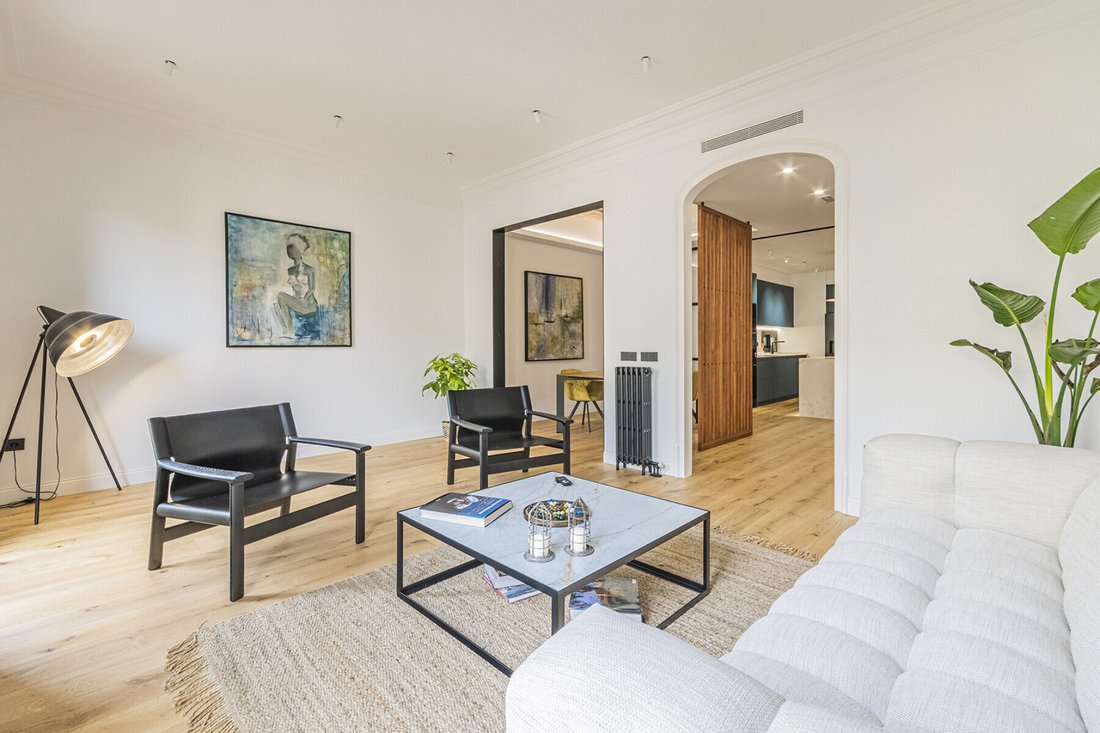 Apartment in Eixample, Barcelona, Spain 3 - 18080835