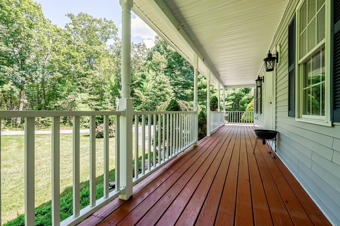 House in Goffstown, New Hampshire, United States 2 - 18469666