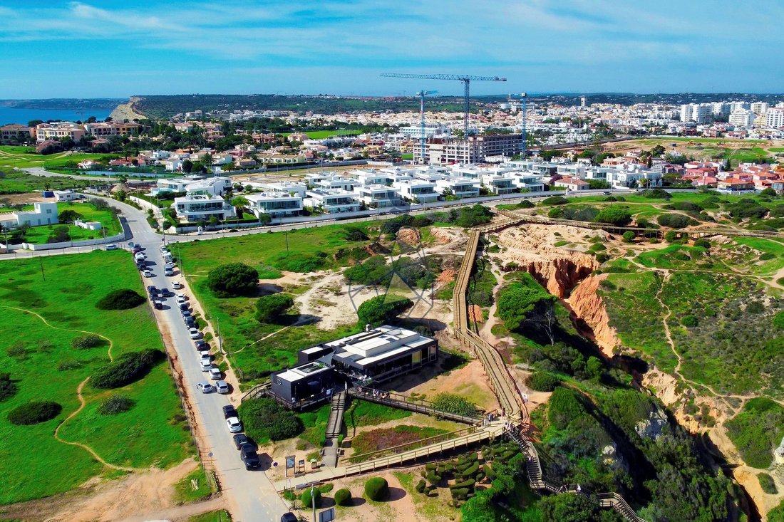 Sao Goncalo de Lagos, Algarve, Portugal 4 - 12444802