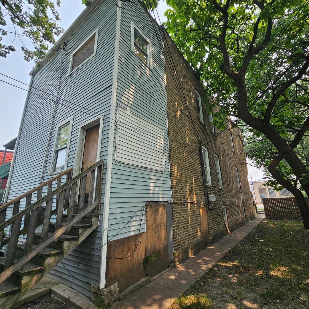 Chicago, Illinois, United States 4 - 18459547