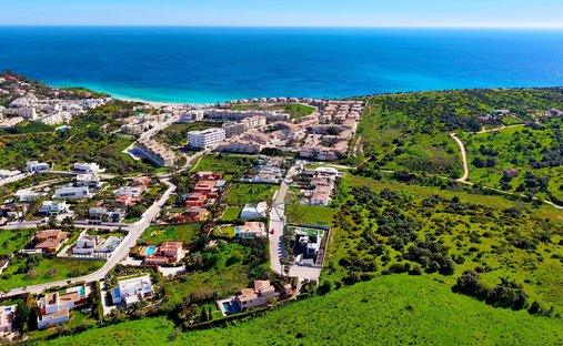 Land in Praia De Porto Mós, Sao Goncalo de Lagos, Algarve 1