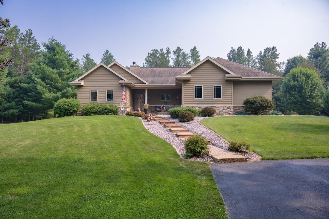 House in New Lisbon, Wisconsin, United States 1 - 18458305