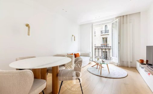 Apartment in Batignolles-Cardinet, Paris 17e Arrondissement, Paris 1