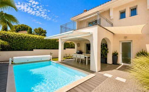 Villa in Les Issambres, Roquebrune-sur-Argens, France 1