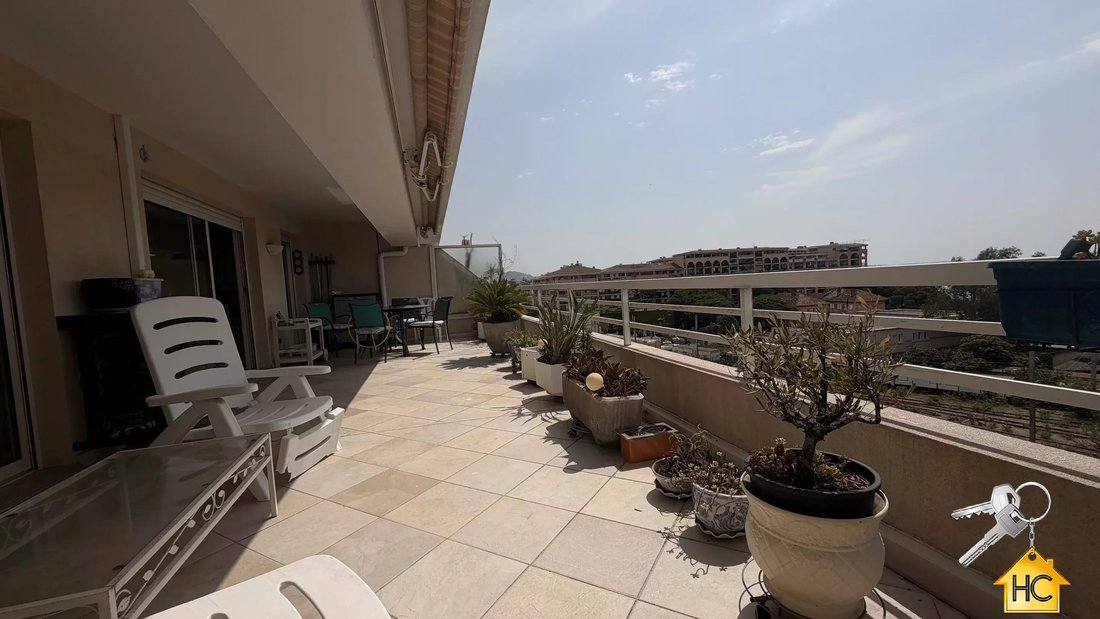 Apartment in Bocca Centre, Cannes, France 3 - 17959312