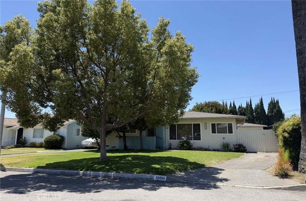 House in Montclair, California, United States 1 - 18460495
