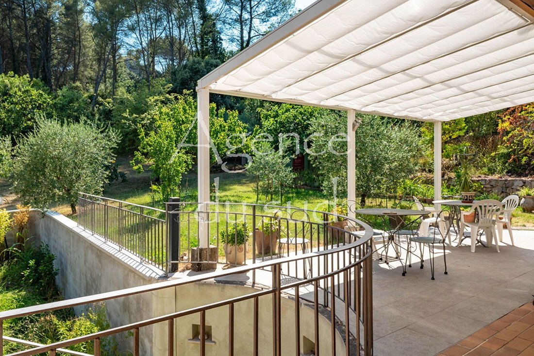 House in Peypin, Provence-Alpes-Côte d'Azur, France 4 - 18457046