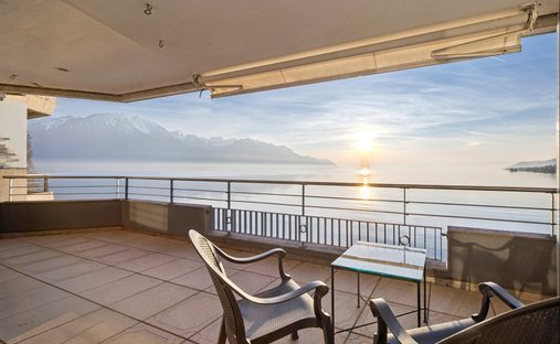 Apartment in Veytaux, Vaud, Switzerland 1