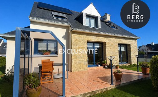House in Ouest, Quiberon, France 1