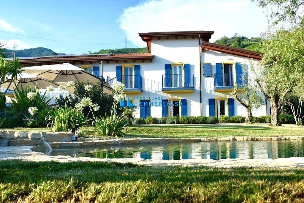 Villa in Romagnano, Massa, Tuscany 2 - 18458723