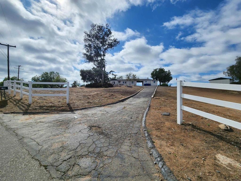 House in Vista, California, United States 5 - 18458136