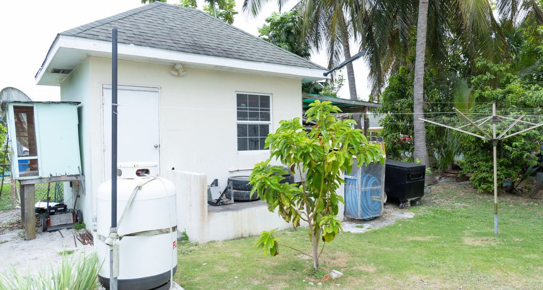 House in Savannah, Bodden Town, Cayman Islands 4 - 18460563