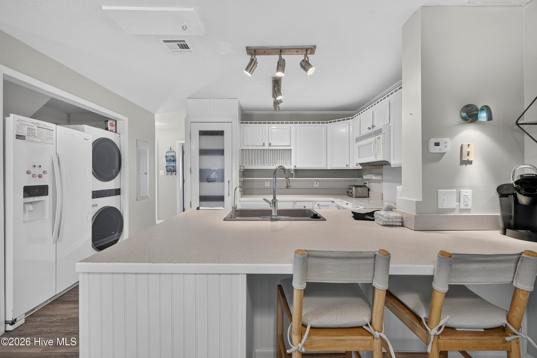Townhouse in Kure Beach, North Carolina, United States 5 - 18459600