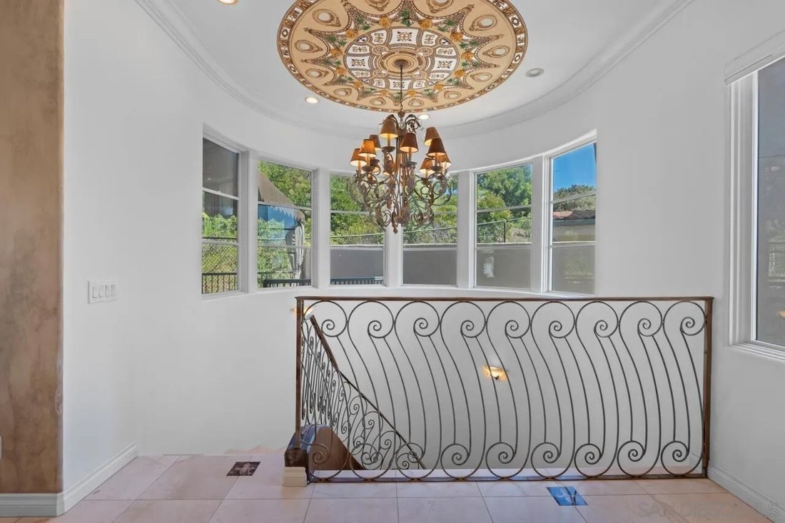 Condo in San Diego, California, United States 4 - 18459103