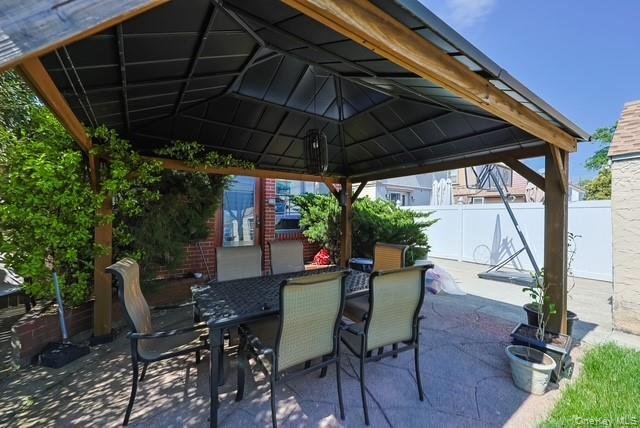 House in New York, New York, United States 5 - 18458685